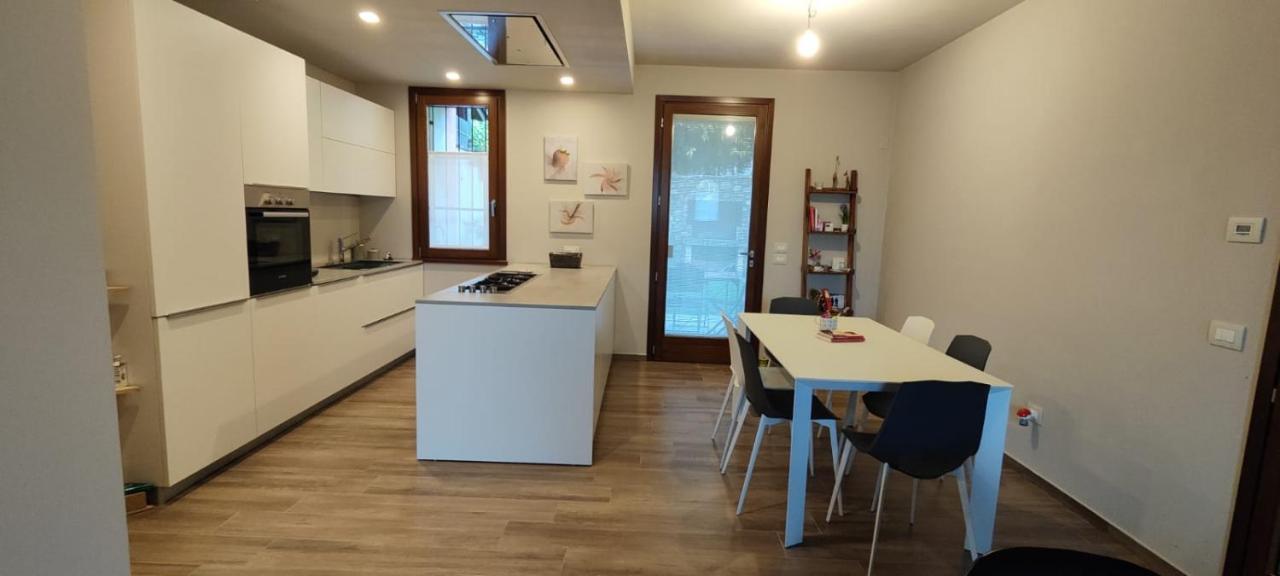 קסטלארו La Mocina Casa Vacanze מראה חיצוני תמונה